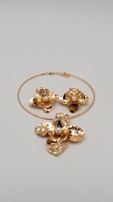 Pearl Fleur Necklace Set